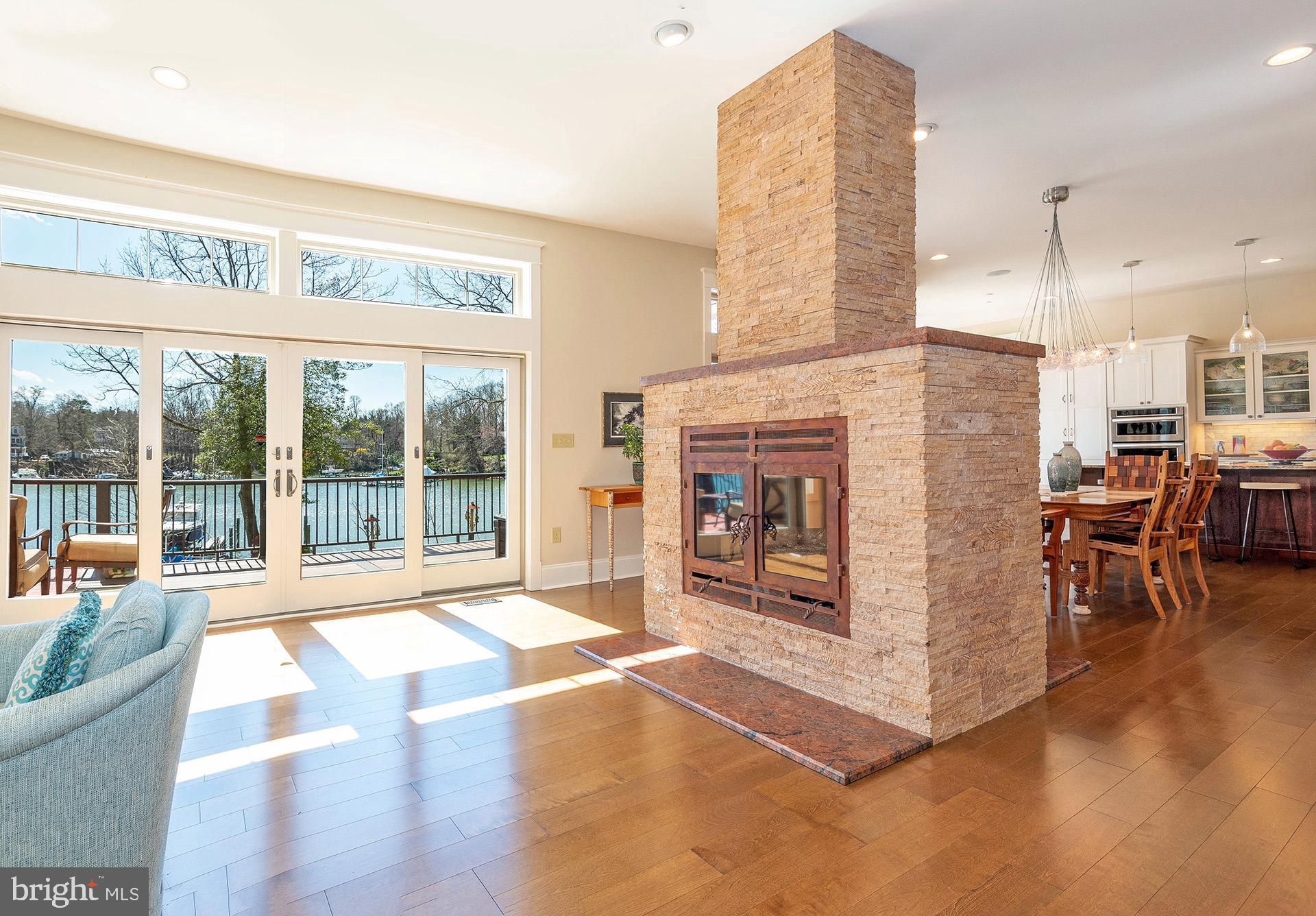 ANNAPOLIS ROADS - Residential