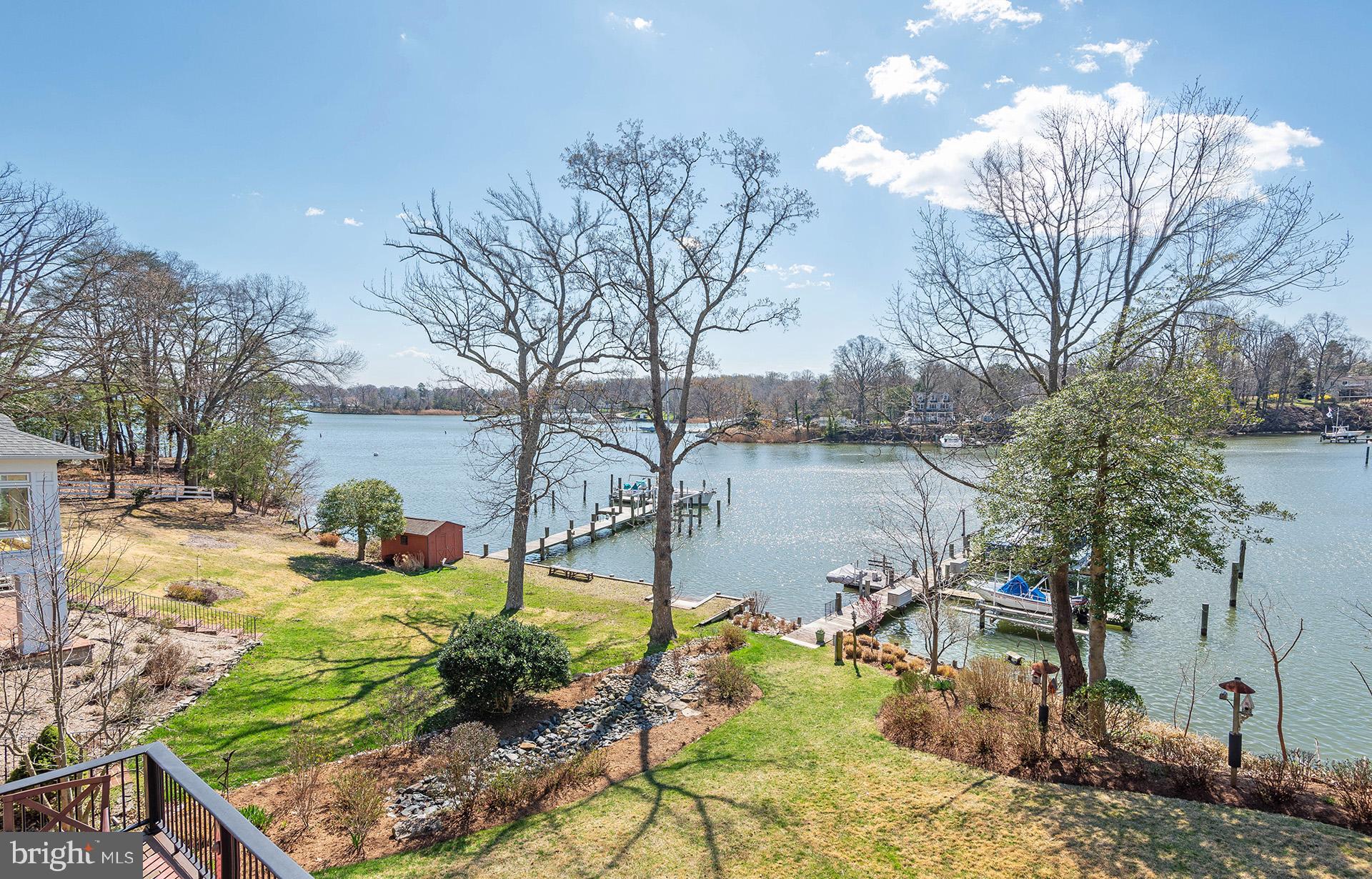 ANNAPOLIS ROADS - Residential