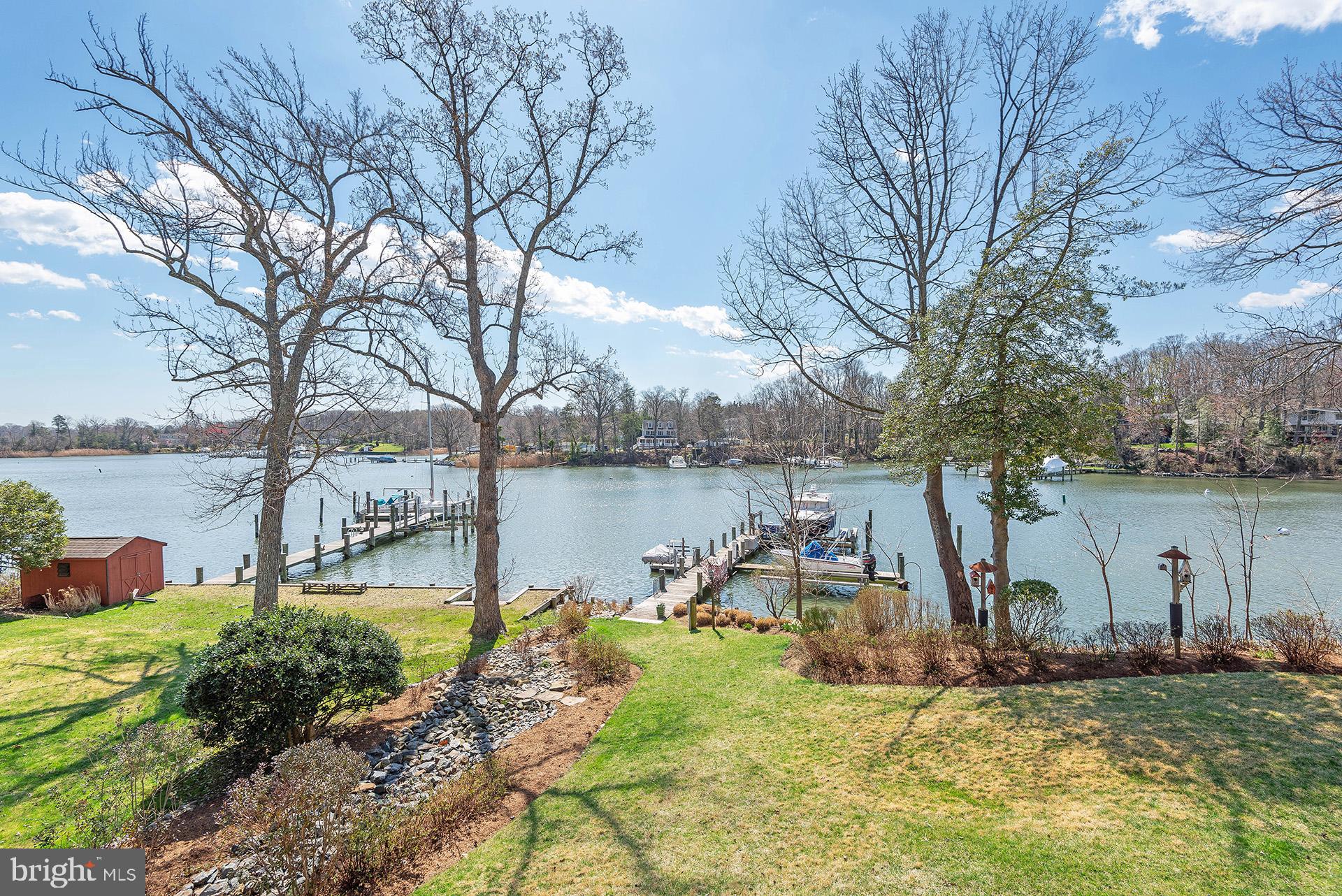 ANNAPOLIS ROADS - Residential