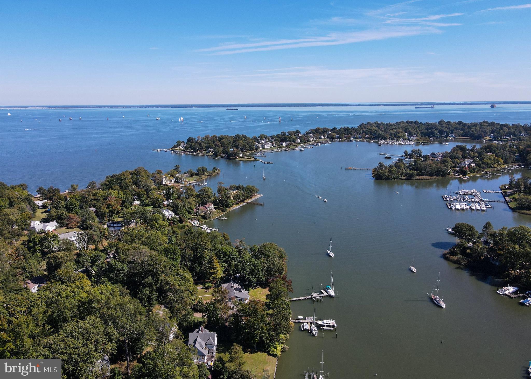 ANNAPOLIS ROADS - Residential