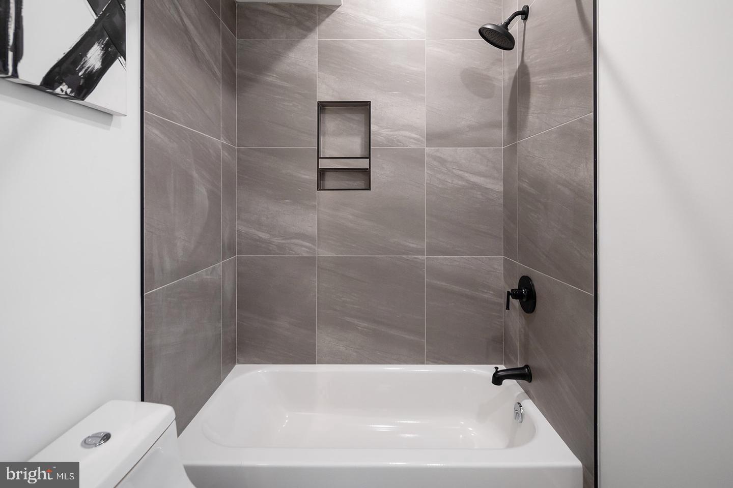 BREWERYTOWN - Residential Lease