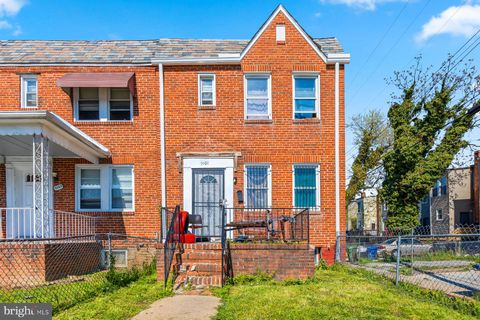 Townhouse For Sale - 5101 Linden Heights Avenue<br/> BALTIMORE, MD 21215