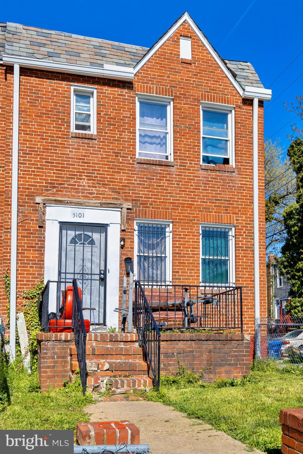 LANGSTON HUGHES - Residential