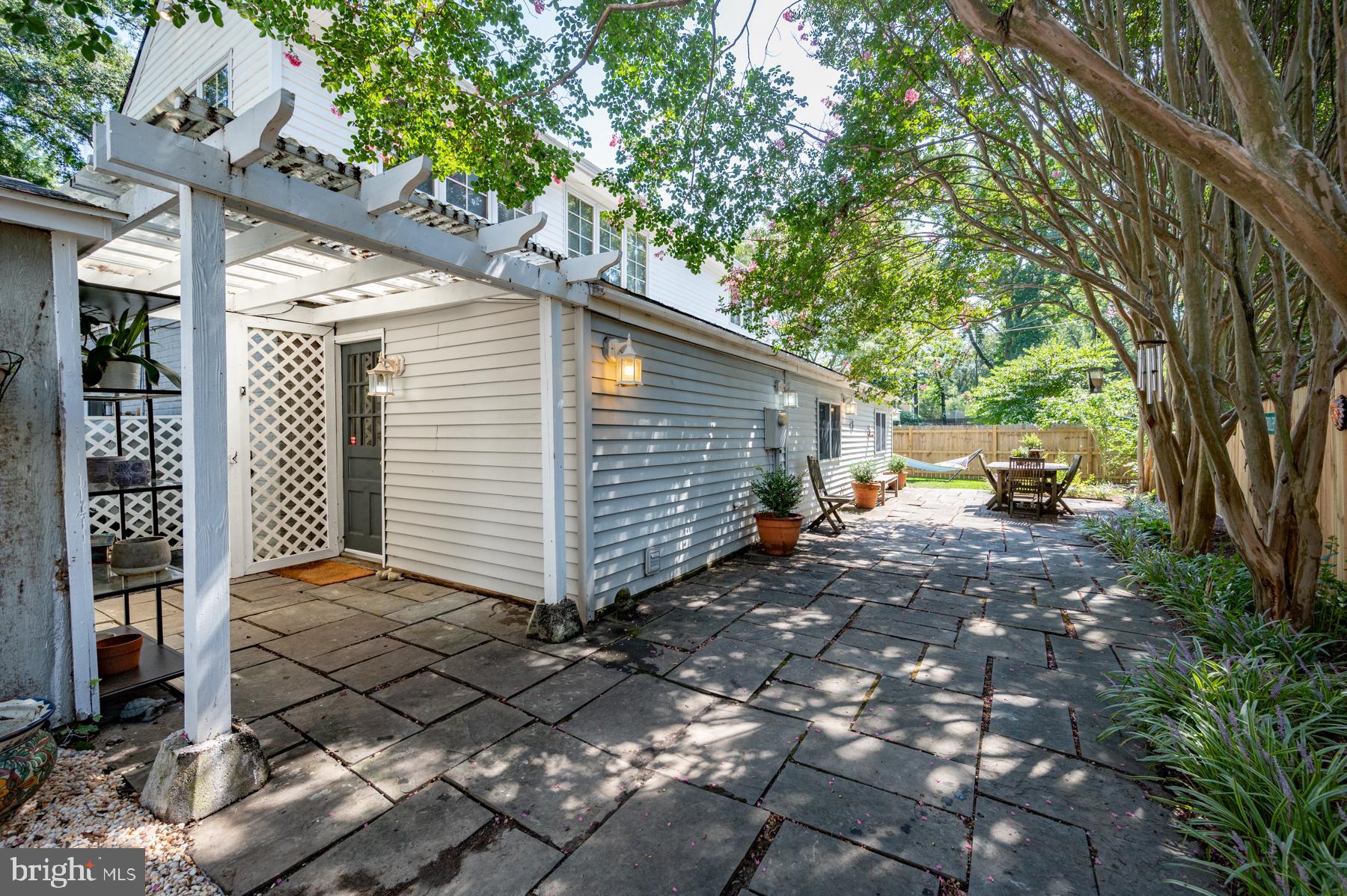 WELLINGTON ESTATES - Residential