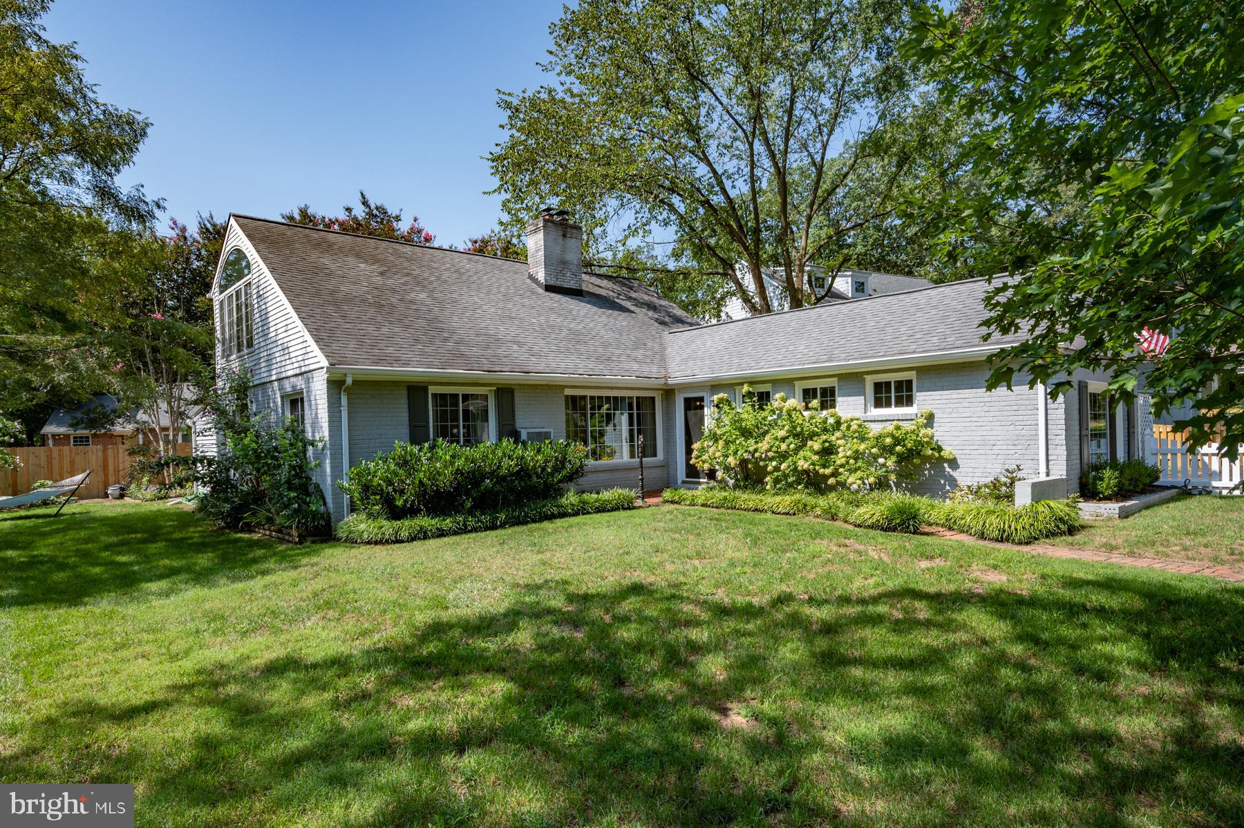 WELLINGTON ESTATES - Residential