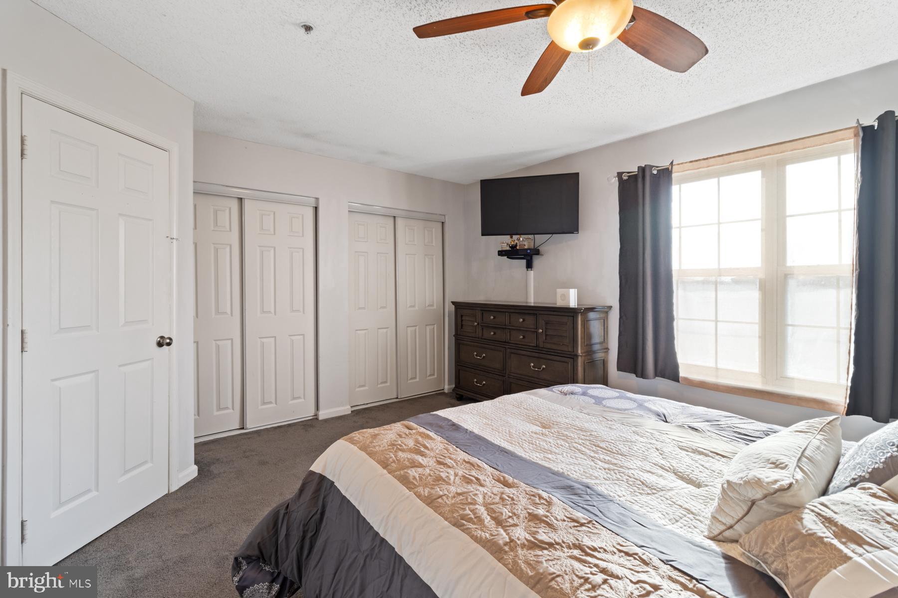 PUTNAM GREEN - Residential