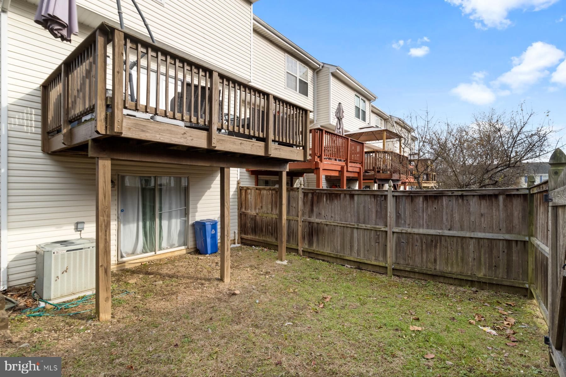 PUTNAM GREEN - Residential