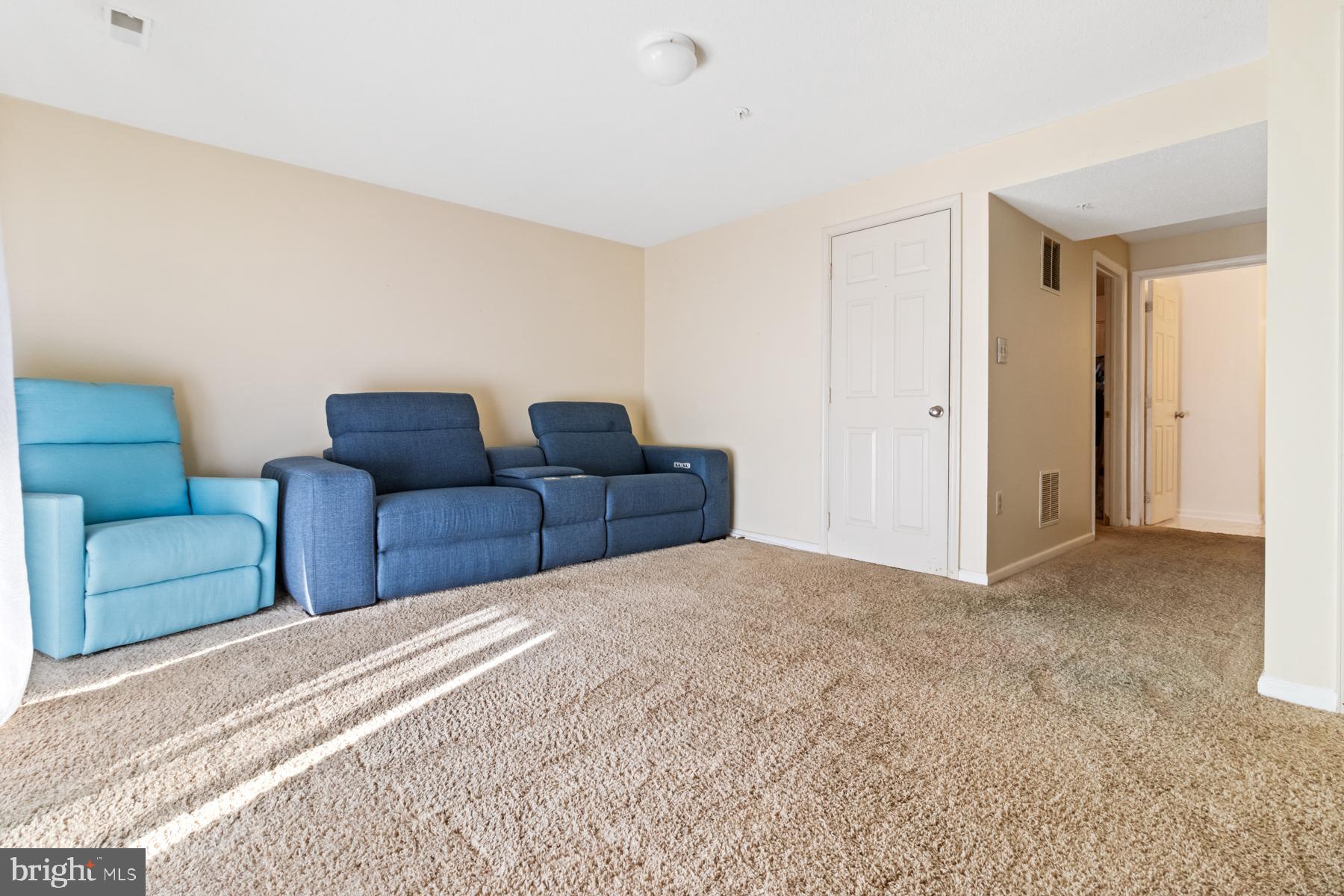 PUTNAM GREEN - Residential