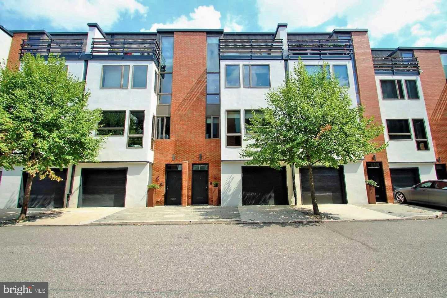 322 Brown Street Unit E, Philadelphia, PA 19123