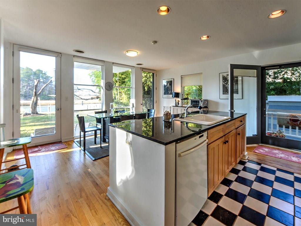 NORTH SHORES - Residential