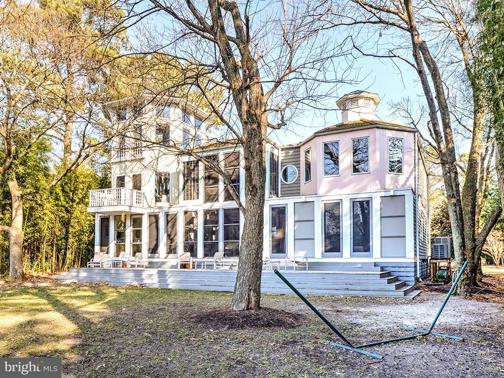 NORTH SHORES - Residential