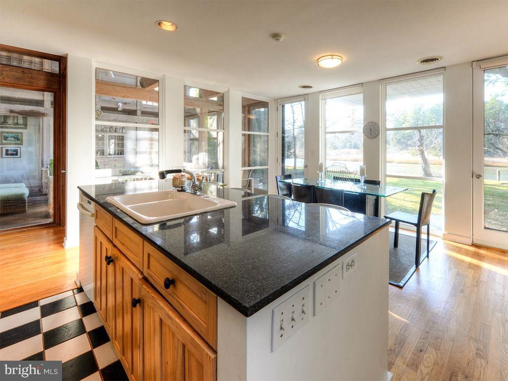 NORTH SHORES - Residential