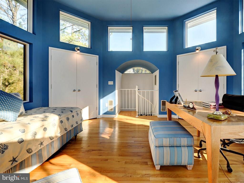 NORTH SHORES - Residential