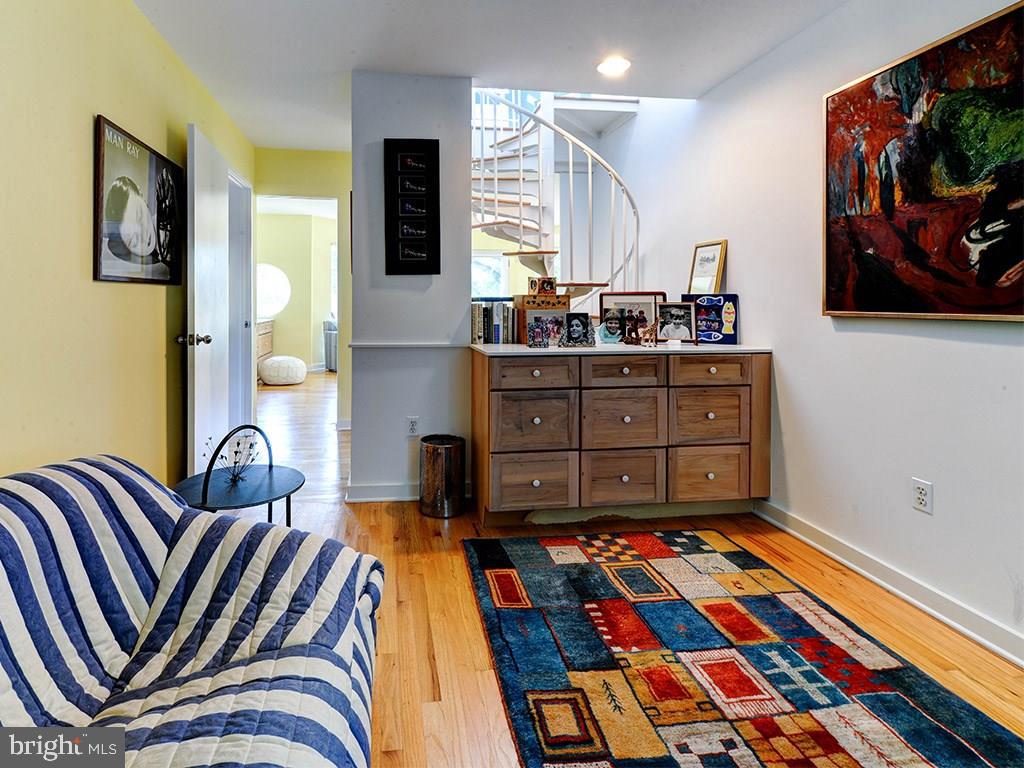 NORTH SHORES - Residential