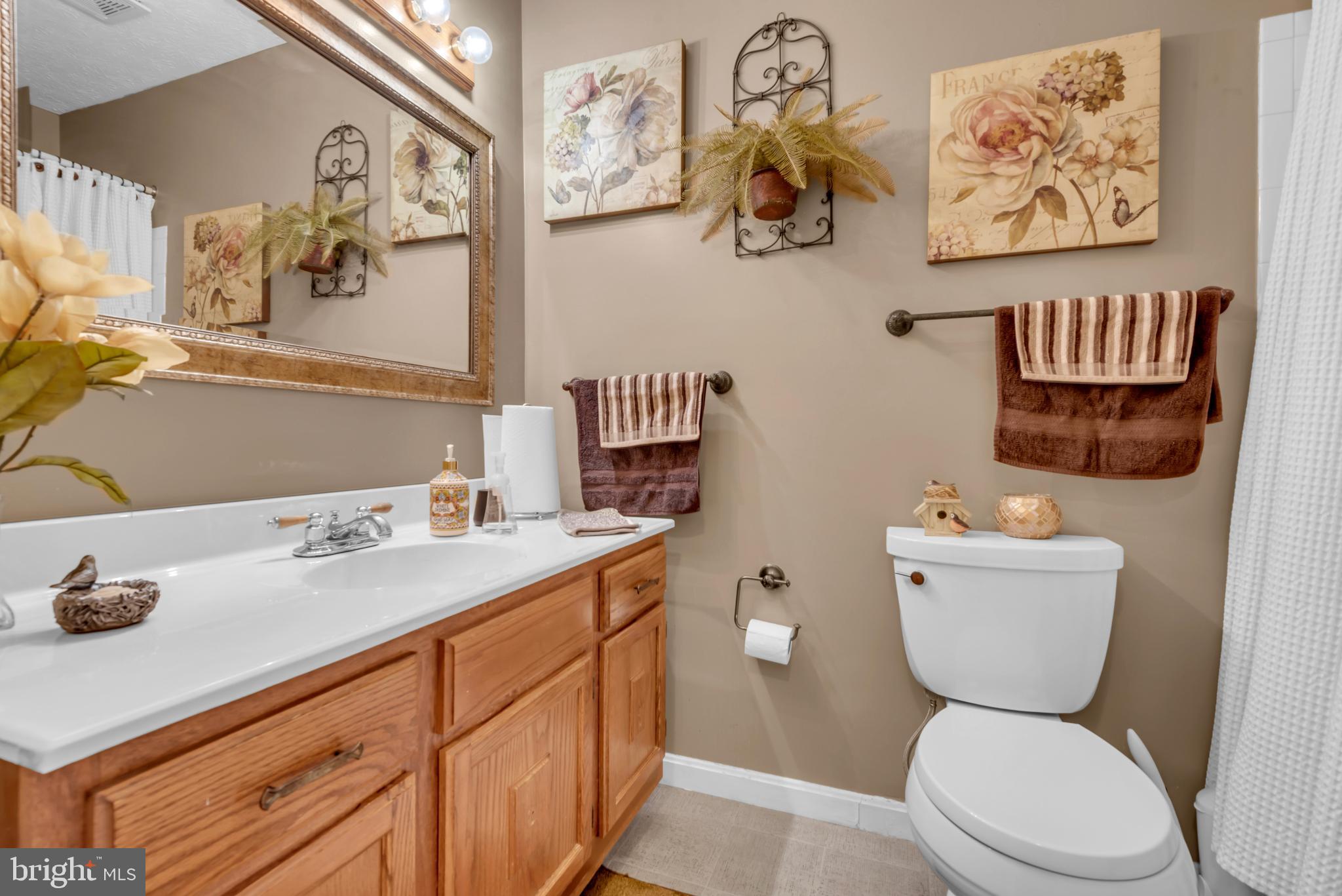 NEW CUT FARMS - Residential