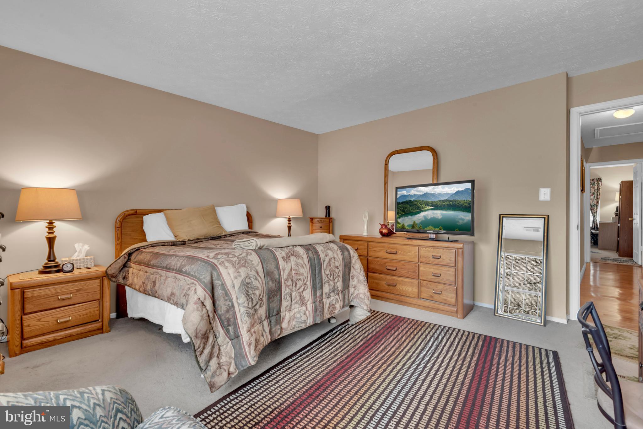 NEW CUT FARMS - Residential