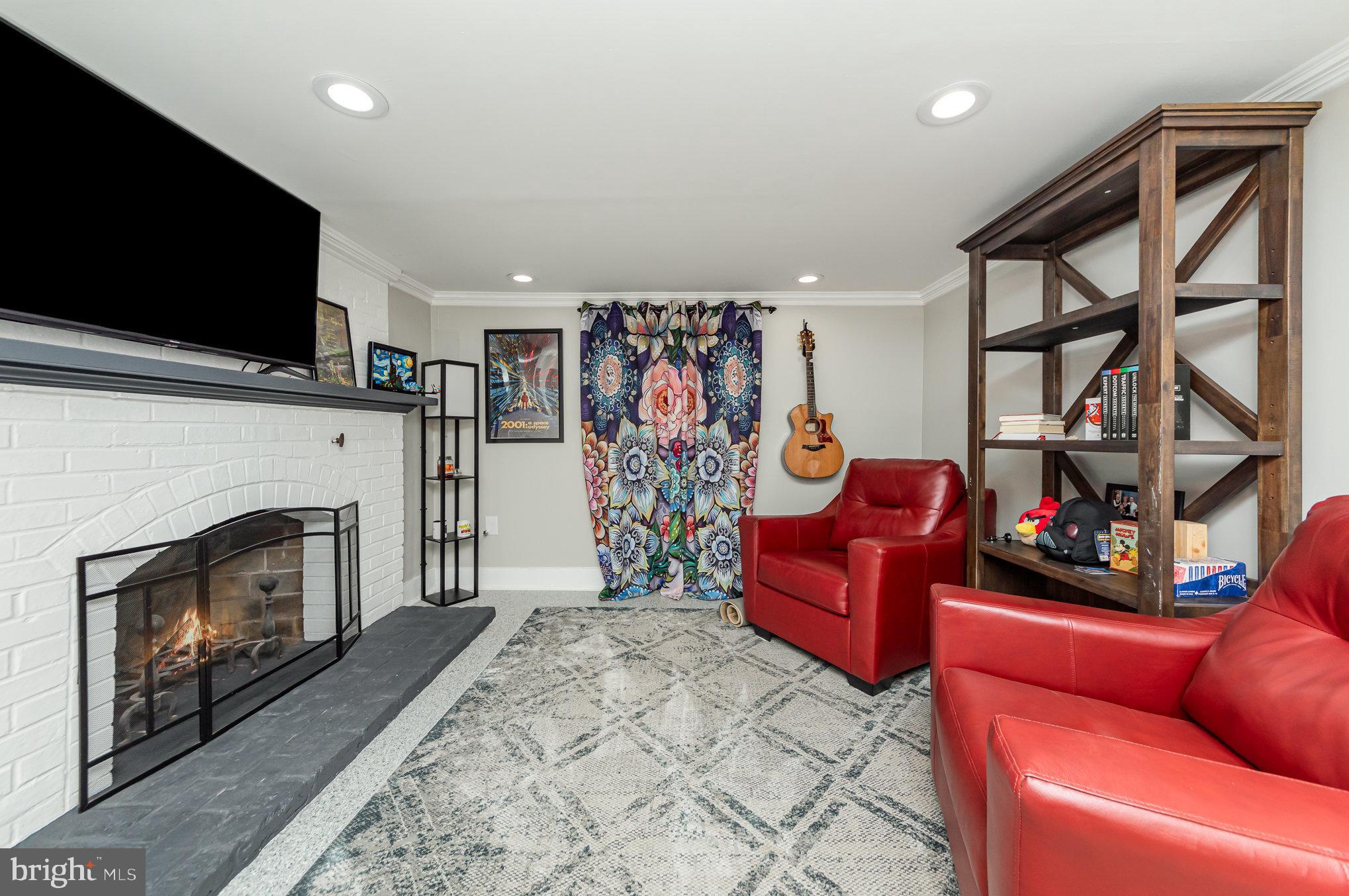 WOODLAWN - Residential