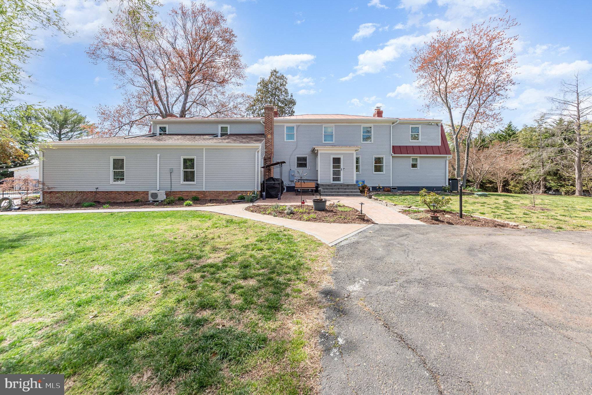 WOODLAWN - Residential