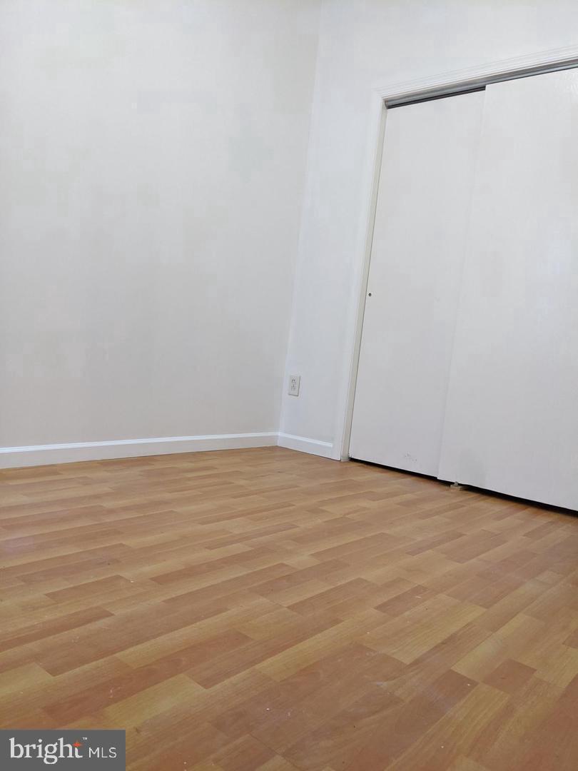 LOWER MOYAMENSING - Residential Lease