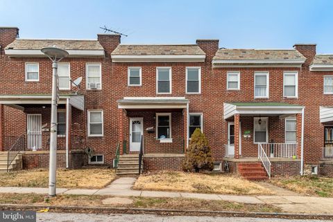Townhouse For Sale - 3532 Cliftmont Avenue<br/> BALTIMORE, MD 21213
