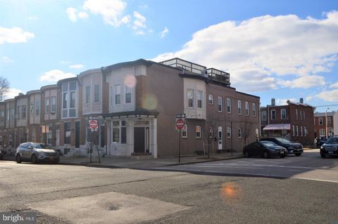 Photo of 700 S Ellwood Avenue, BALTIMORE, MD 21224 (MLS # MDBA2199680)