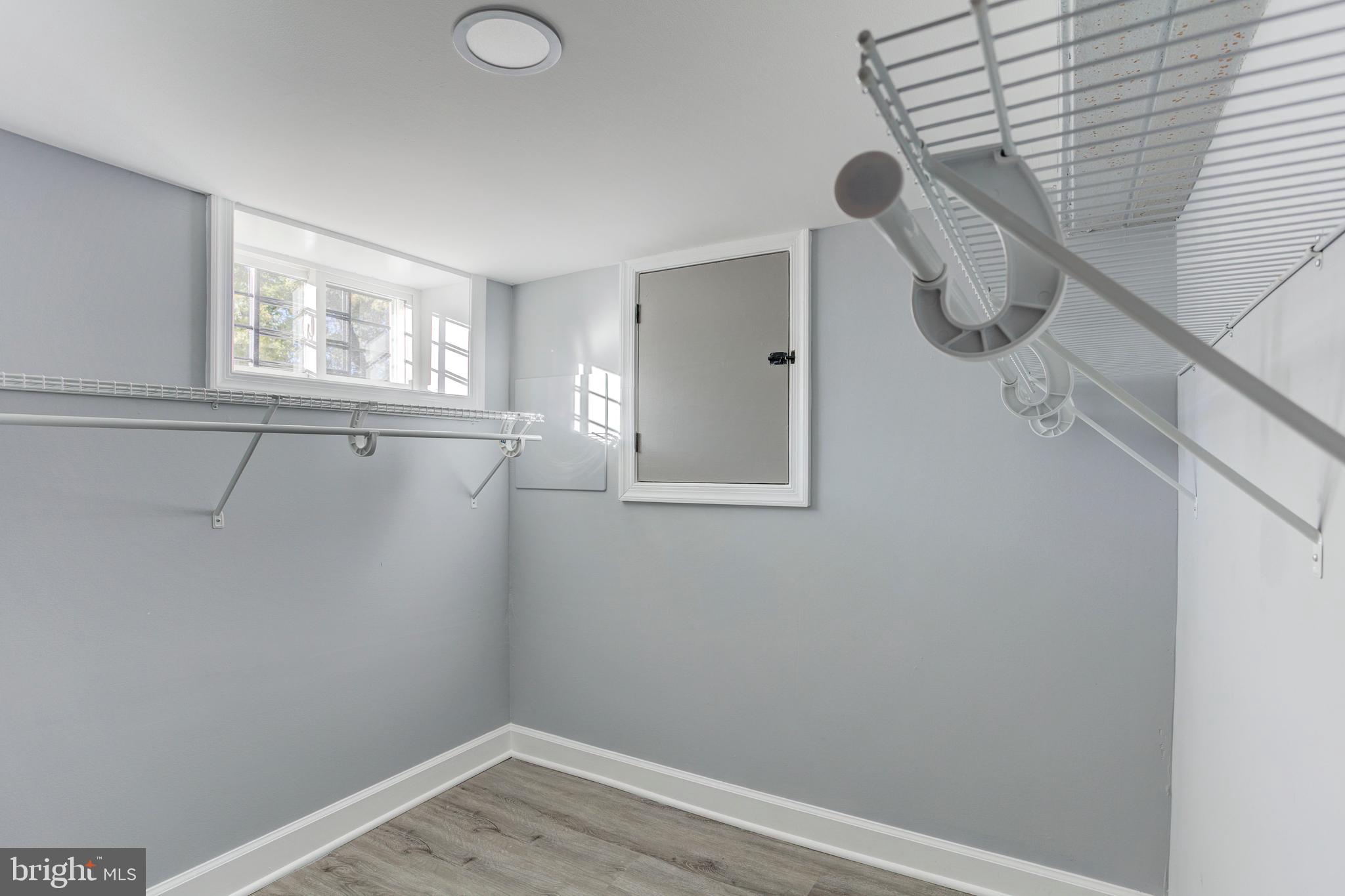 BROOKLYN - Residential