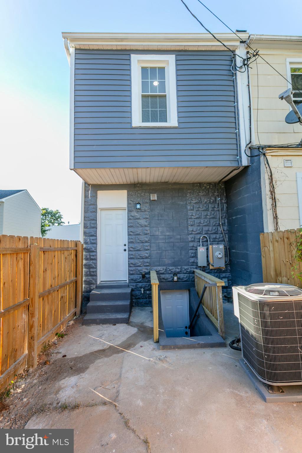 BROOKLYN - Residential