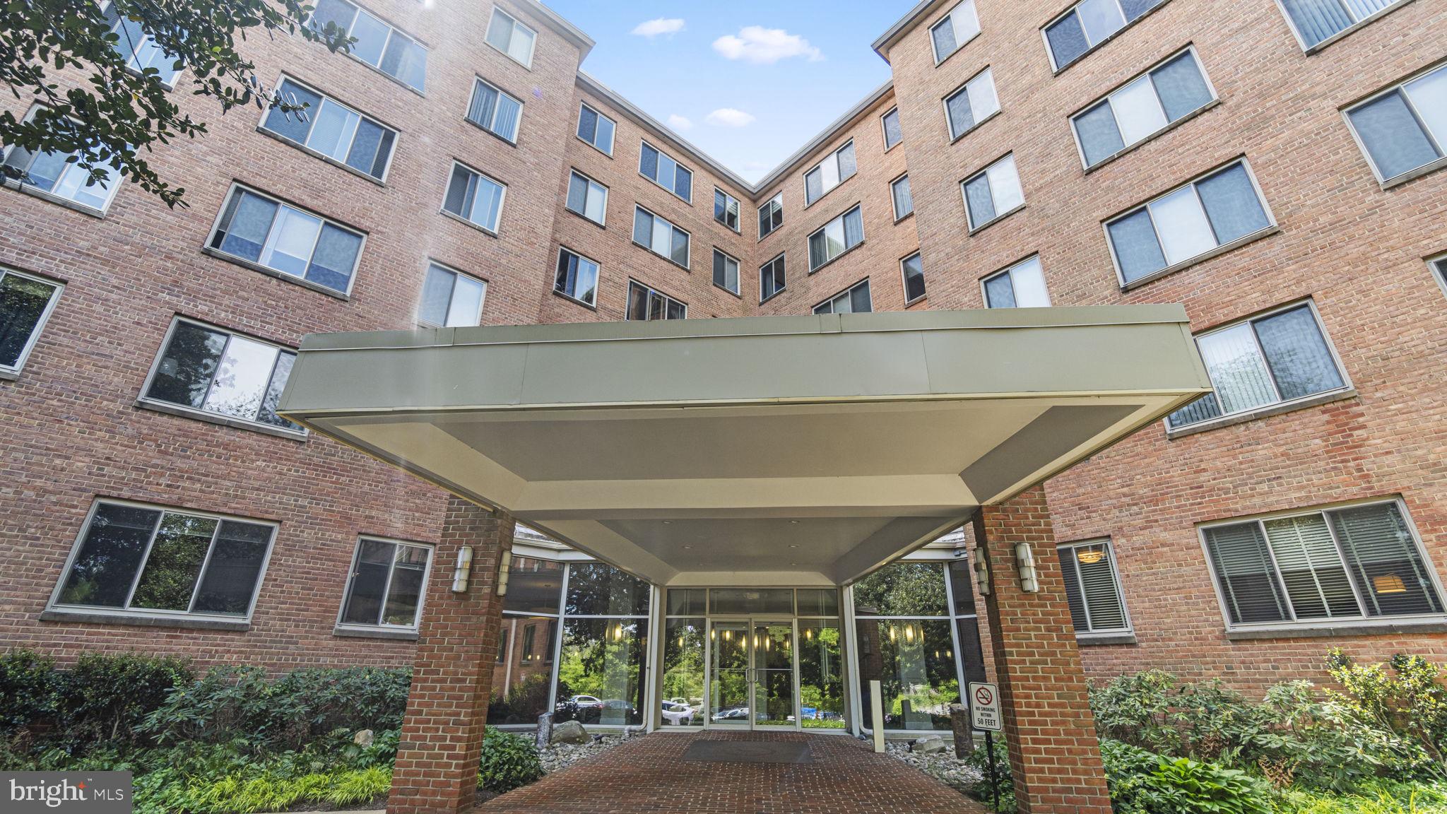Welcome to this spacious 1 bedroom/1 bath condo located in North Arlington. The condo fees cover all utilities (except phone and internet), making for convenient and hassle-free living.
This unit features an open floor plan with a generously sized living room, dining area, and galley kitchen. Enjoy abundant natural light, newly refinished parquet floors, and fresh paint throughout.
Cardinal House offers secure 24/7 building access, professionally landscaped grounds, and an array of amenities including a stunning outdoor swimming pool, grill area, fitness center, and community party room. Ample resident and guest parking is available on-site. The location is perfect for commuters, with both Clarendon and Courthouse Metros less than a mile away. Easy access to I-66 and GW Parkway makes access to Washington DC a breeze.
For added convenience, the Lyon Village Shopping Center, complete with CVS, restaurants, and shops, is just across the street. Outdoor enthusiasts will appreciate the proximity to the Martha Custis Trail, ideal for walking, running, or biking to Washington, DC, or westward to Leesburg, seamlessly connecting with the W&OD Trail.
Experience the convenience of work, commute, and leisure in this sought-after North Arlington location, all at an exceptional value."