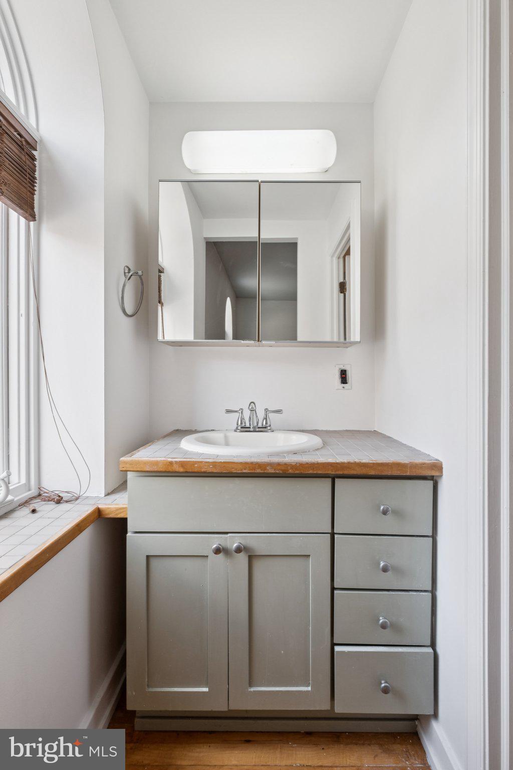 WASHINGTON SQ WEST - Commercial Sale