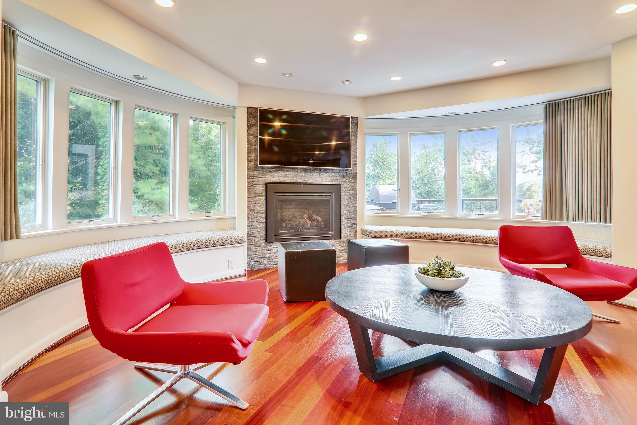 WESLEY HEIGHTS - Residential