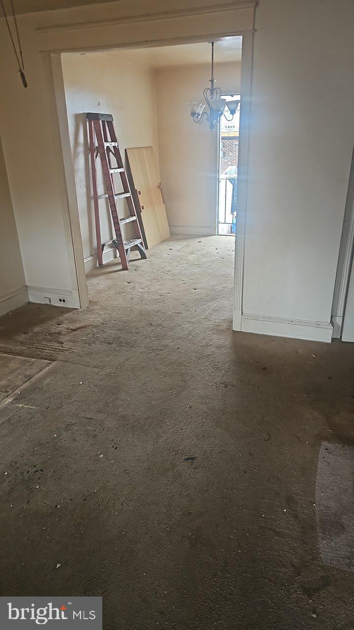 EAST FALLS - Residential