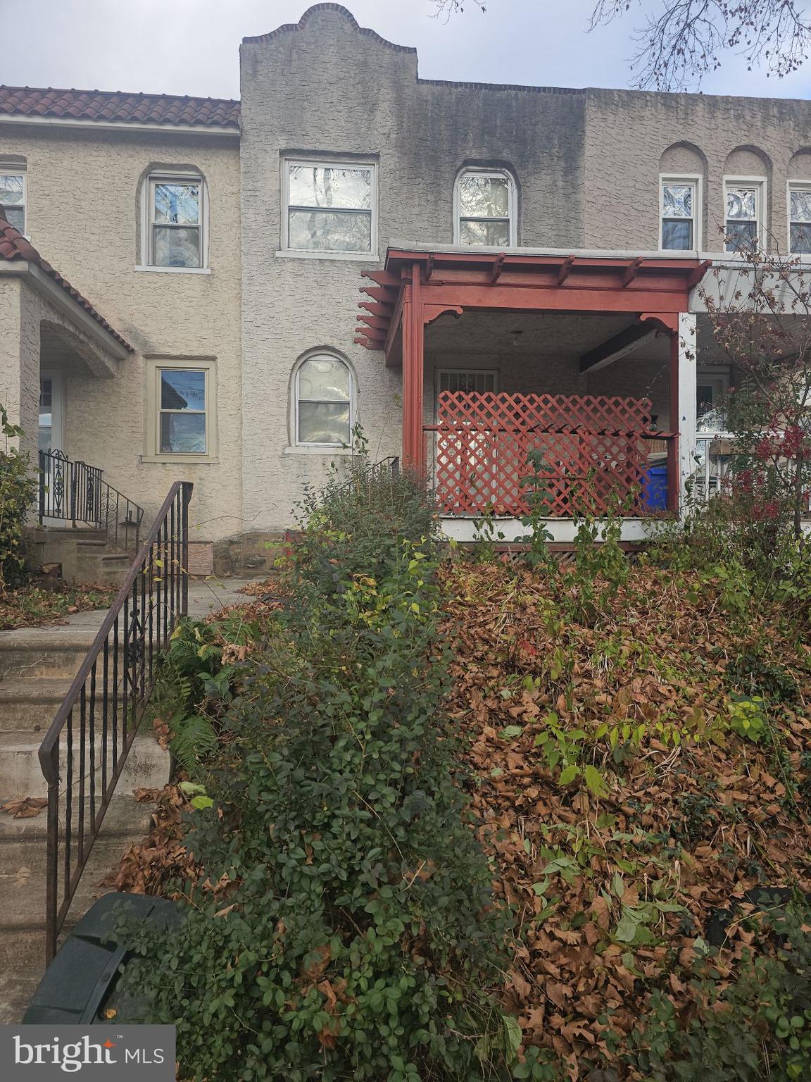 EAST FALLS - Residential