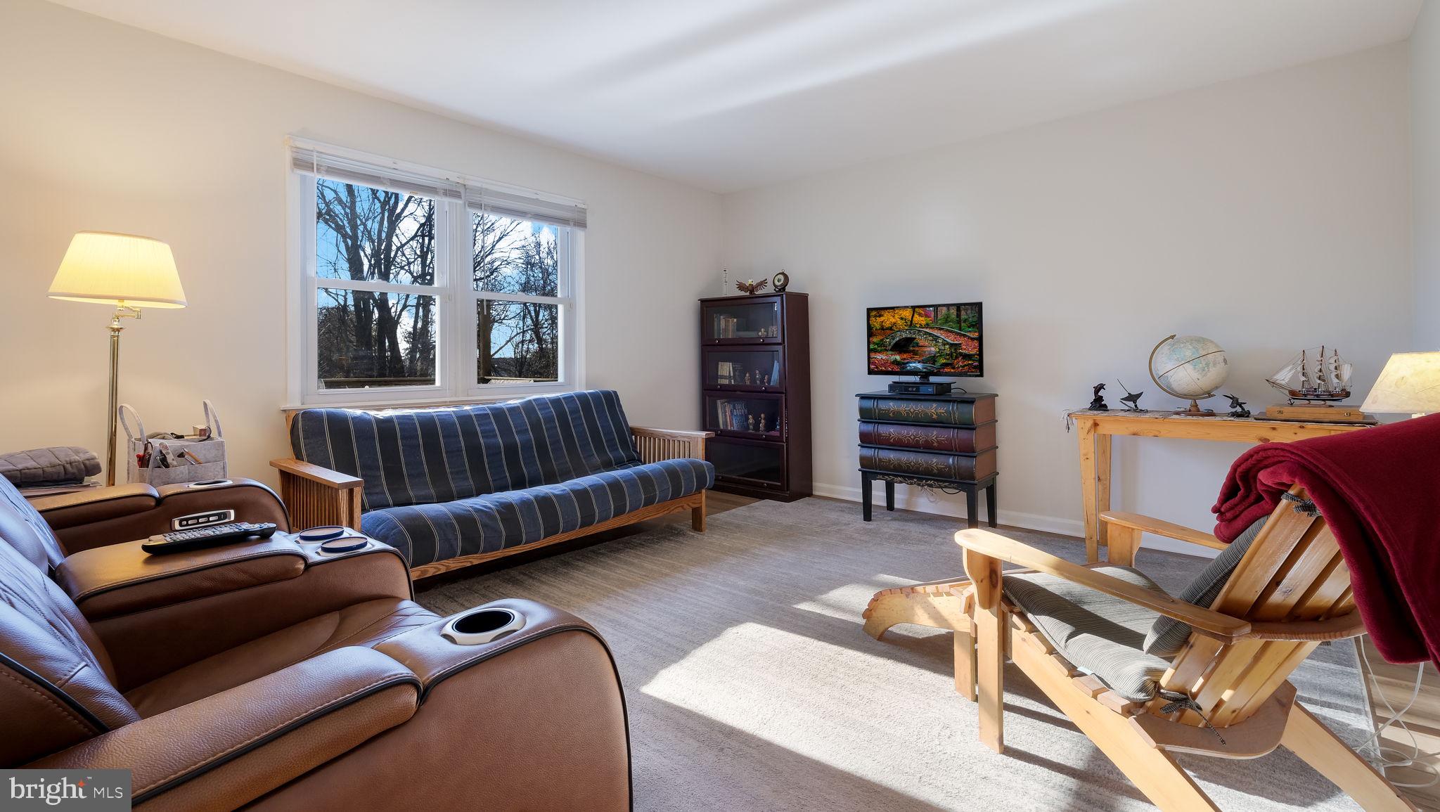 HOLLY HILL - Residential