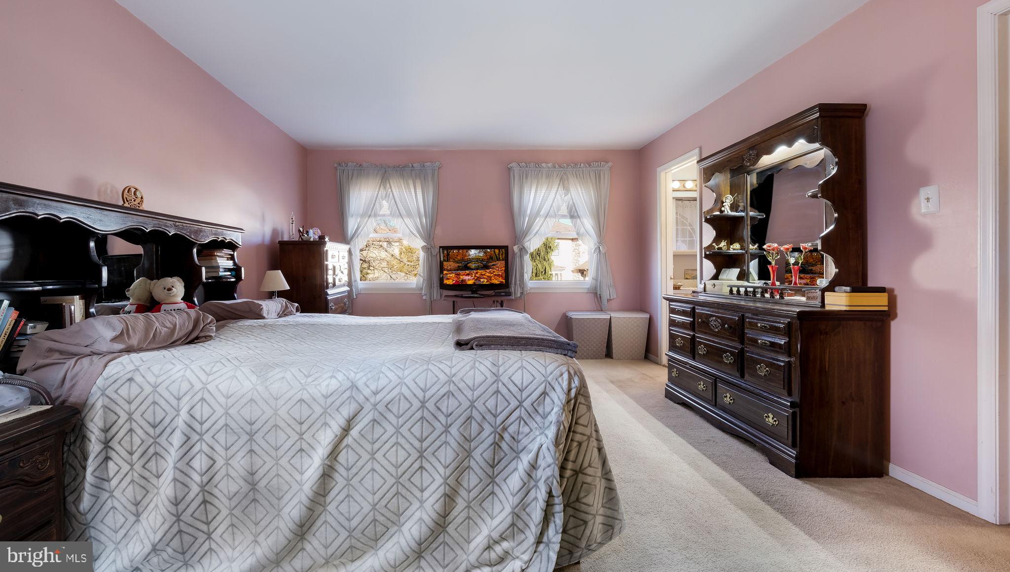 HOLLY HILL - Residential