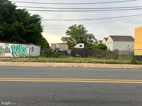 1200 Thatcher Street, Wilmington, DE MLS: DENC2096070