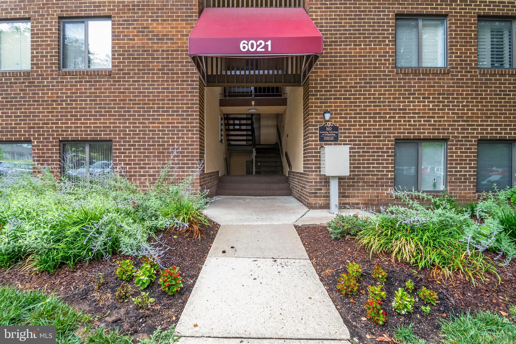 6021 MAJORS LANE CONDO UNIT 1 B13