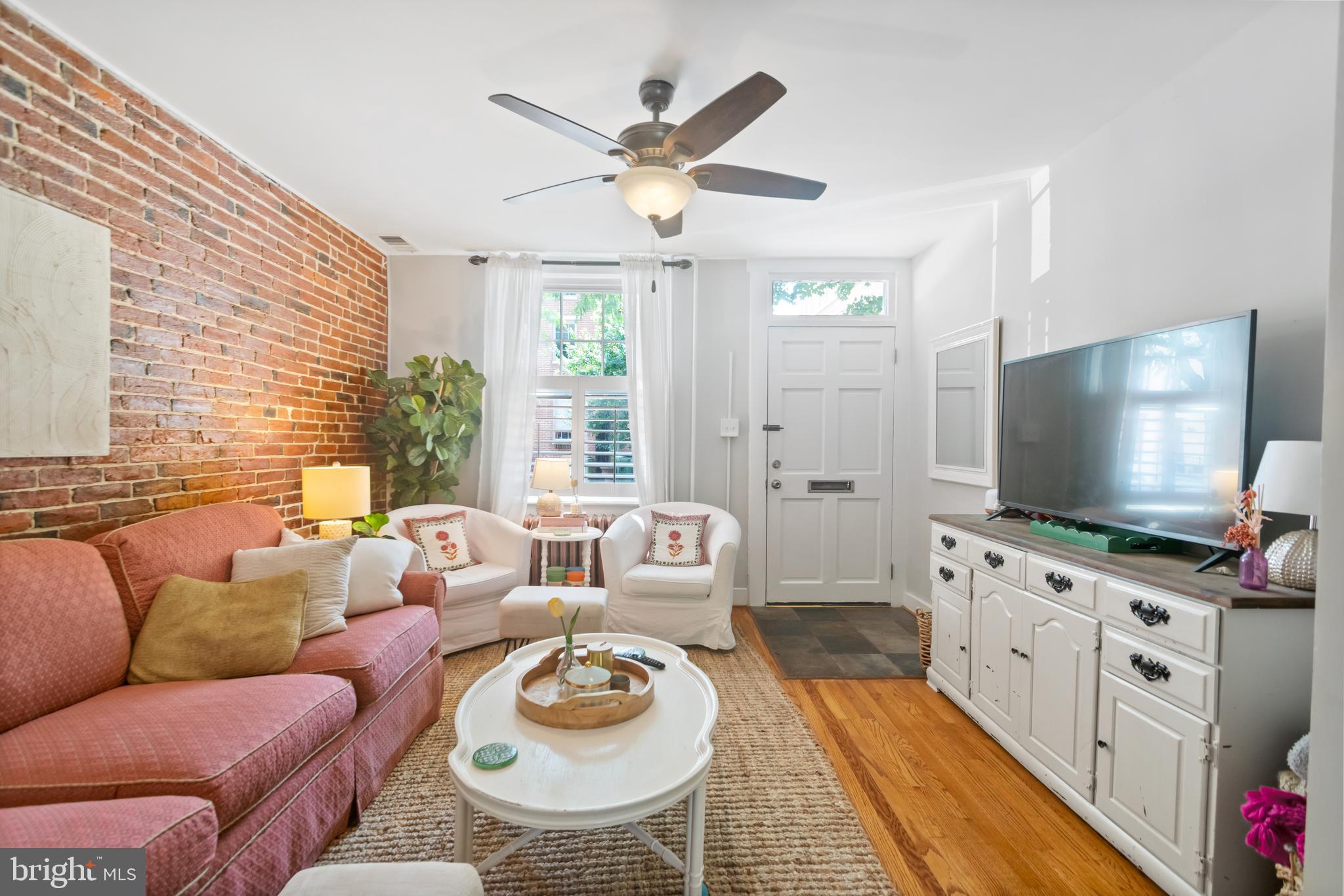 FEDERAL HILL HISTORIC DISTRICT - Residential Lease