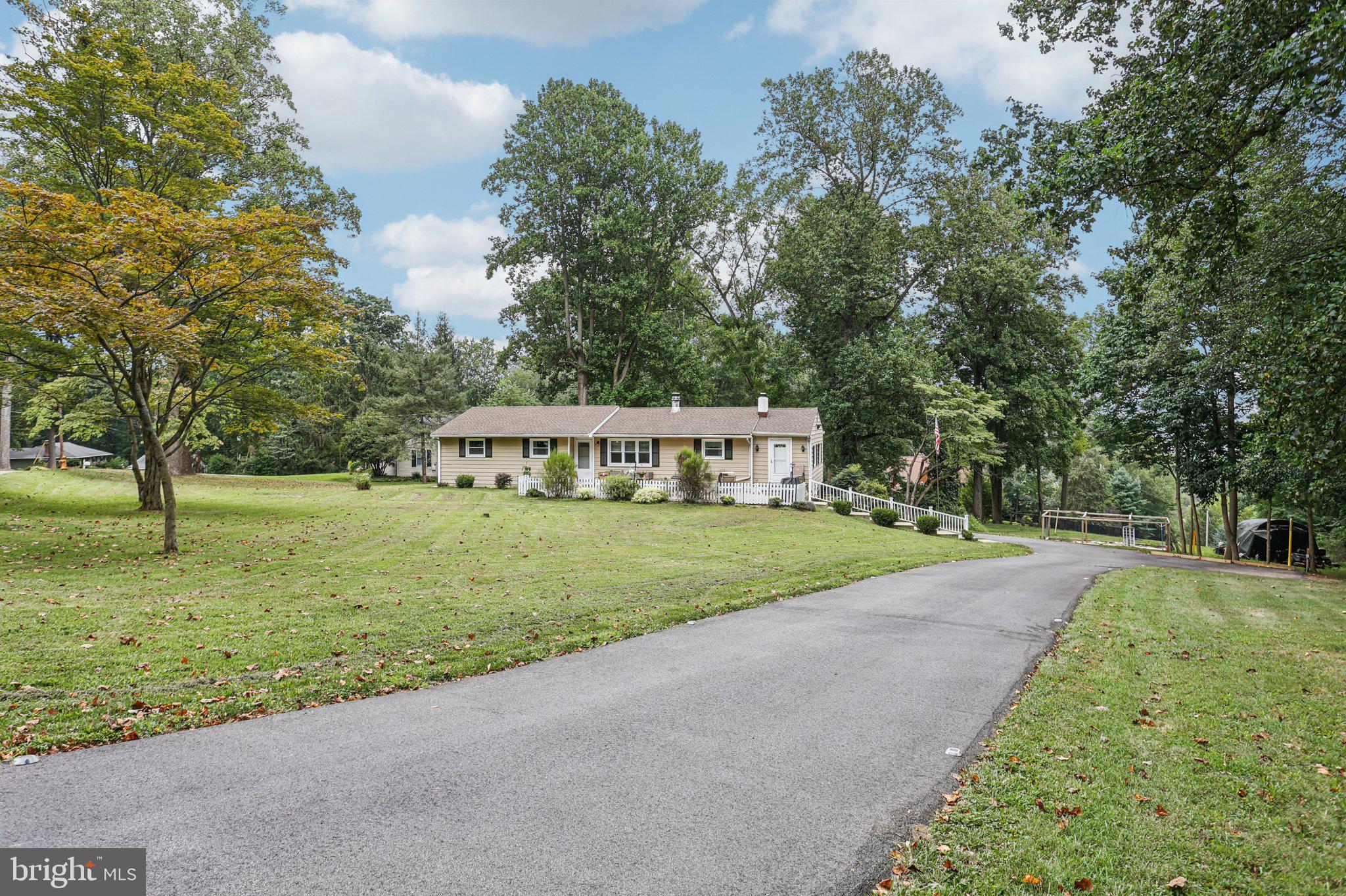 156 VALLEYVIEW DRIVE