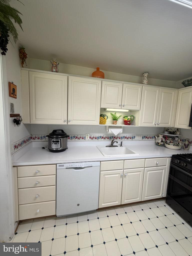 CHATHAM GREEN - Residential