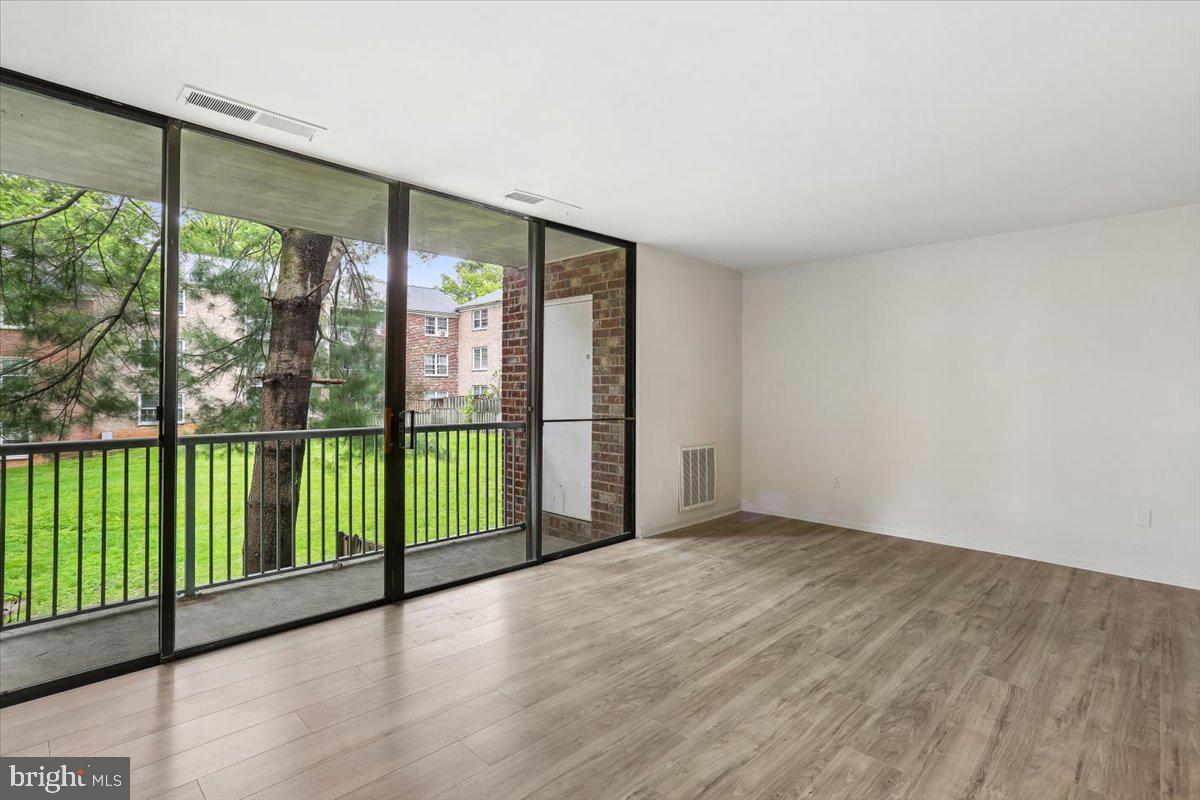 726 QUINCE ORCHARD BOULEVARD 726-102