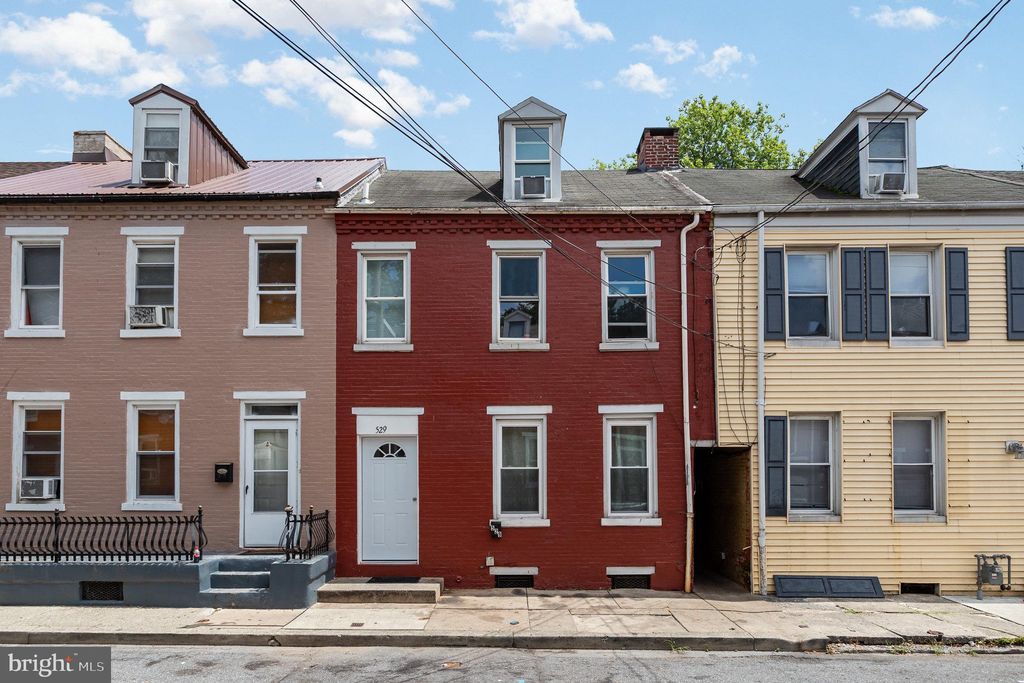 Photo of 529 Woodward Street, LANCASTER, PA 17602 (MLS # PALA2072830)