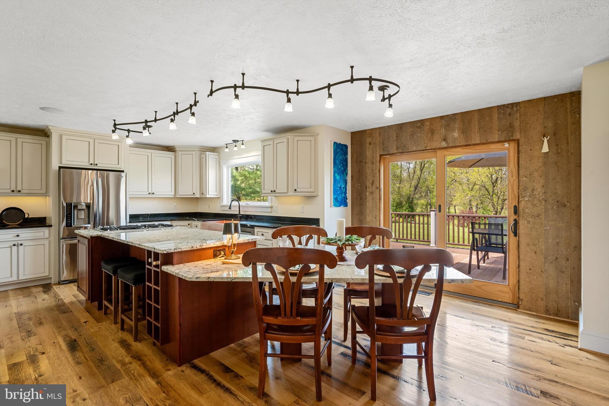 GLENDALE ESTATES - Residential