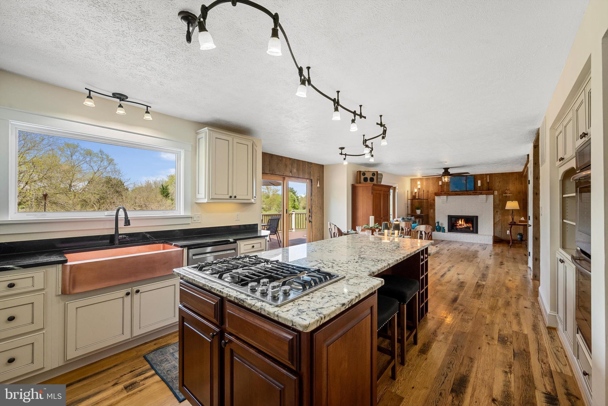 GLENDALE ESTATES - Residential