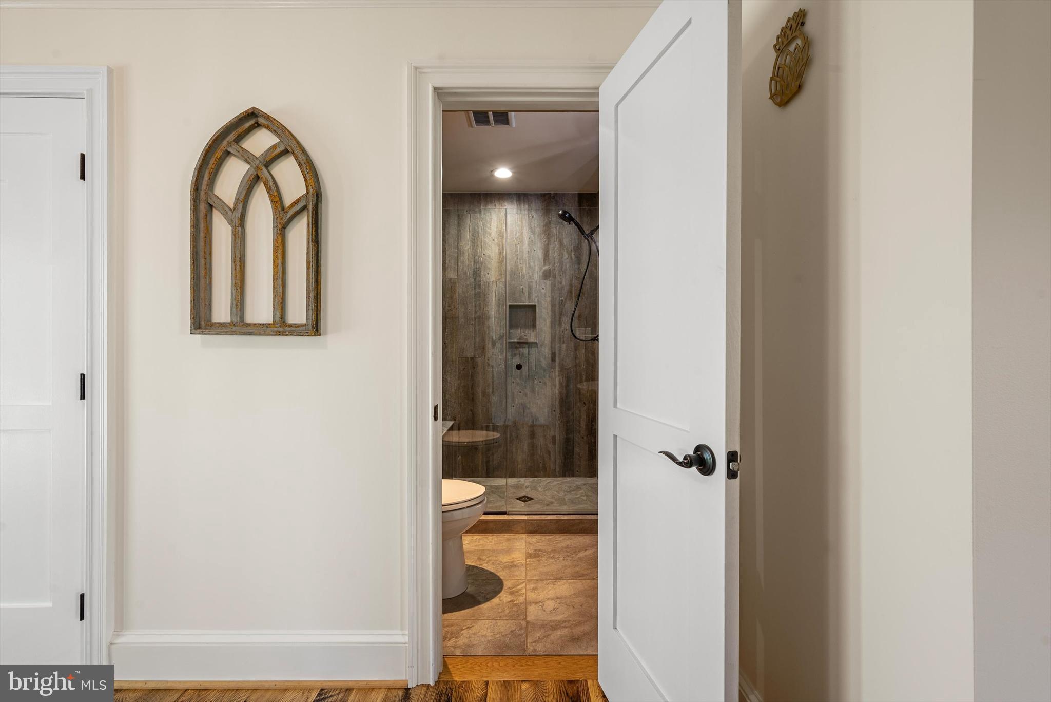 GLENDALE ESTATES - Residential