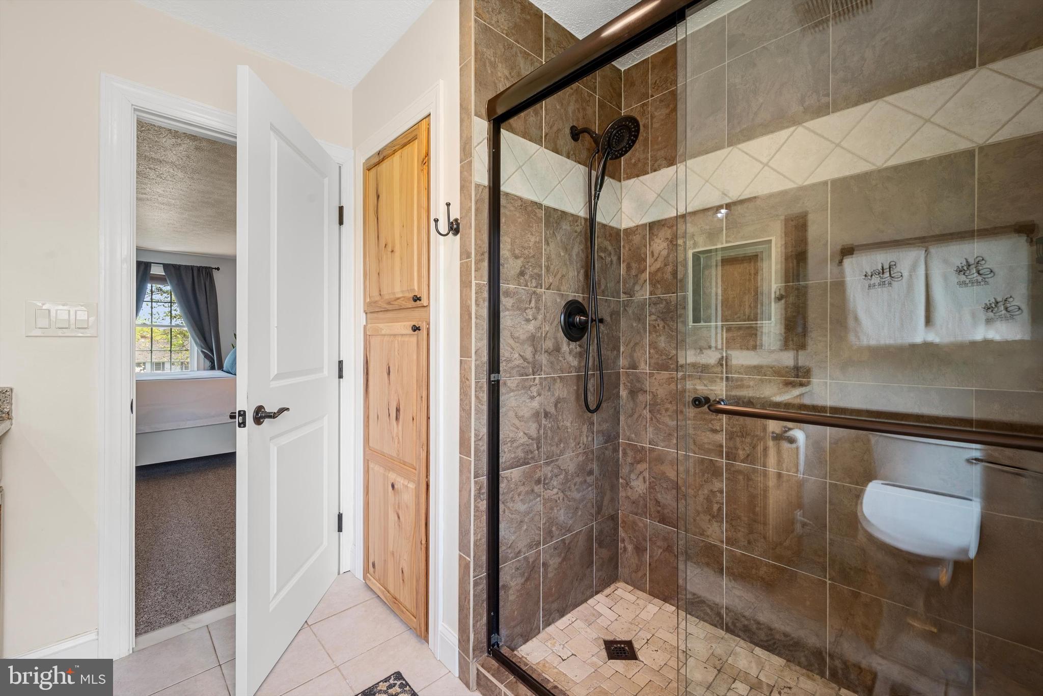 GLENDALE ESTATES - Residential