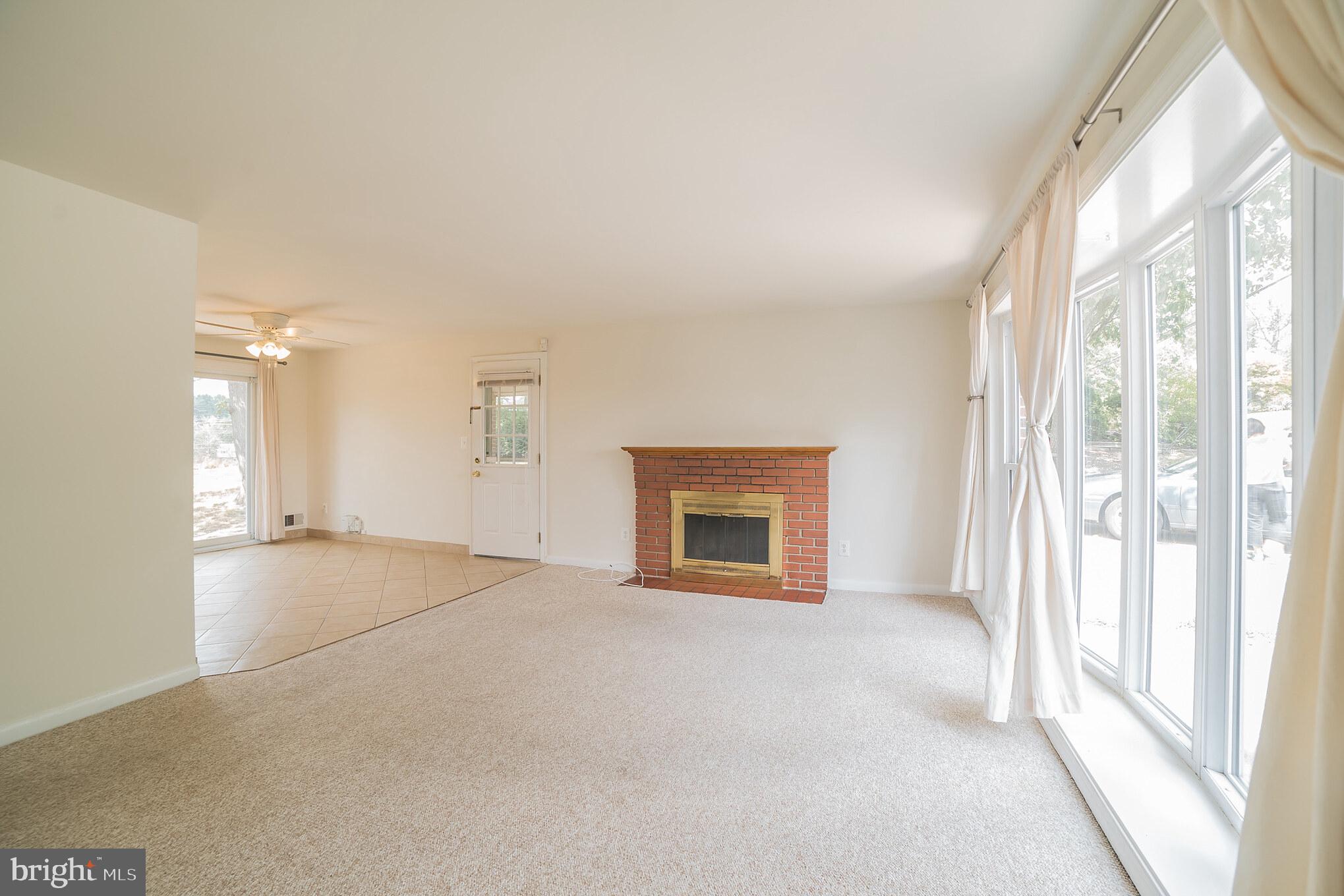 CHESTNUT HILLS - Residential Lease