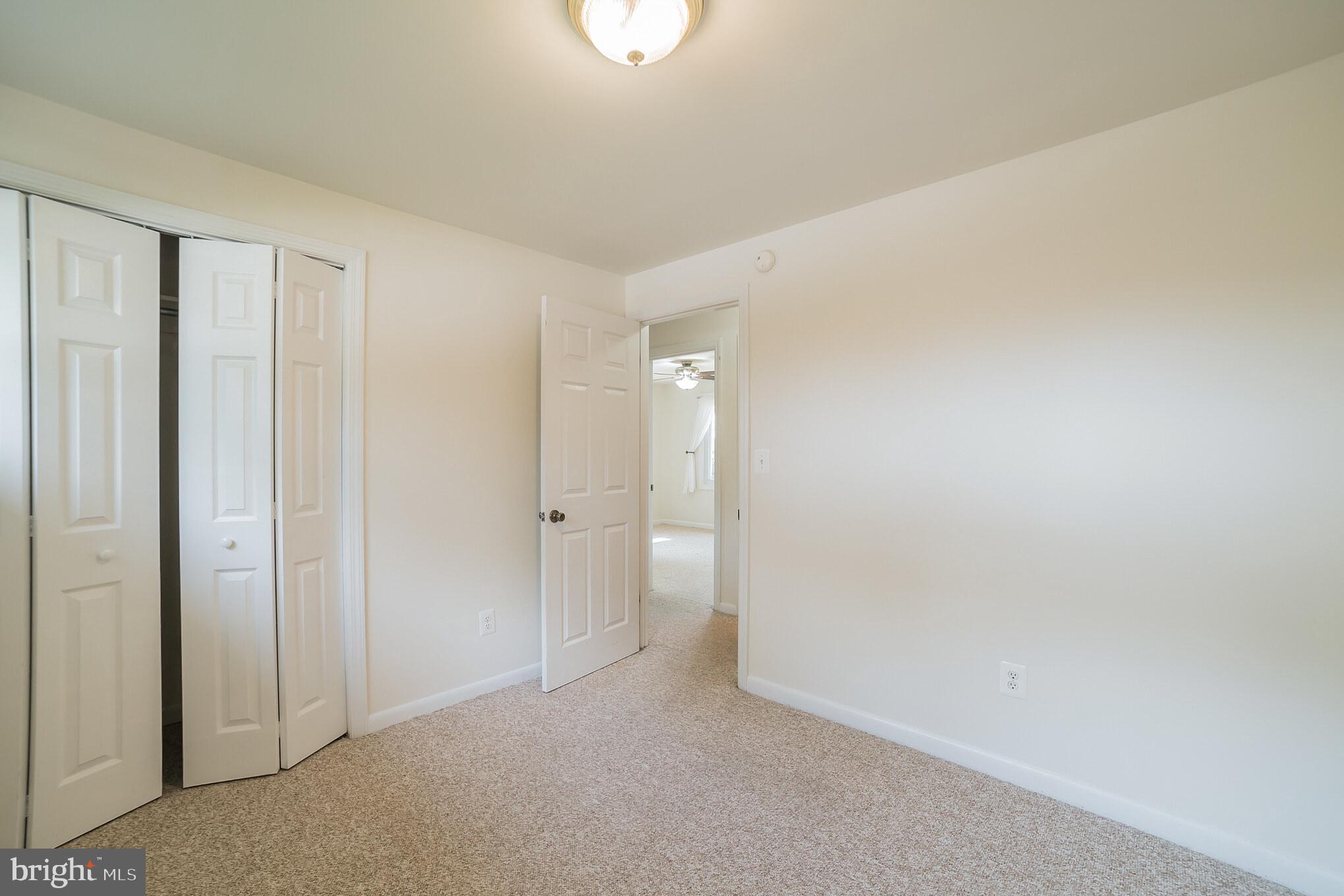 CHESTNUT HILLS - Residential Lease