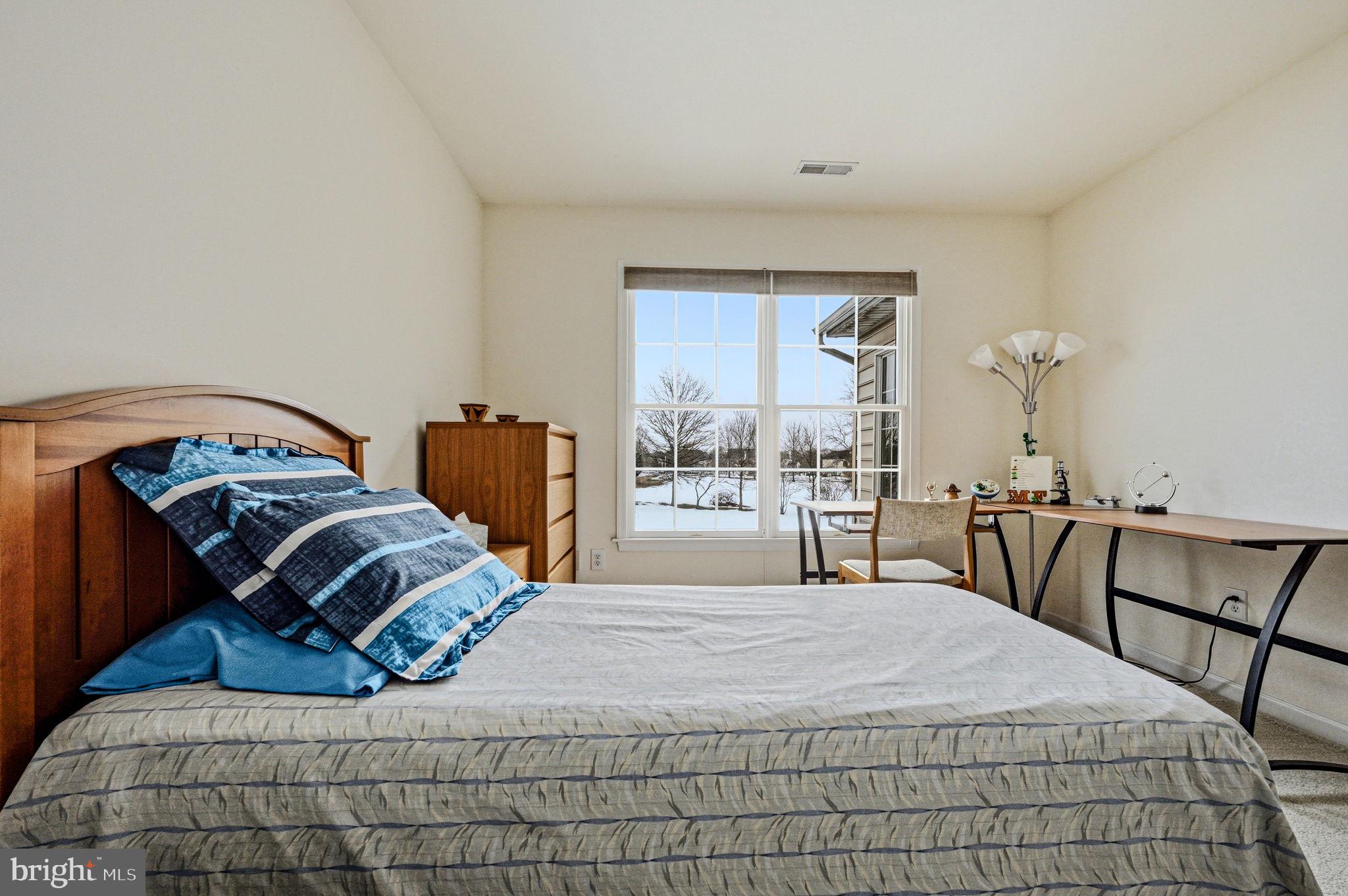 RED LION CHASE - Residential