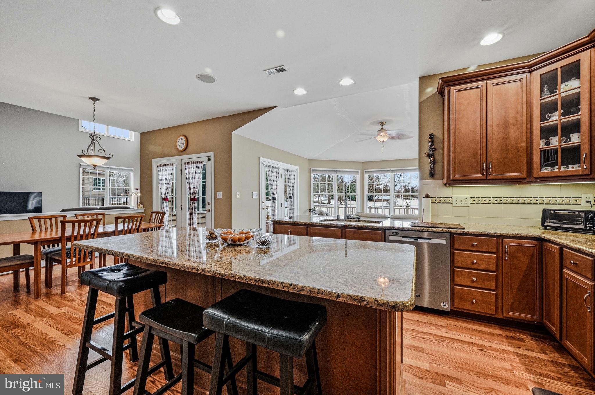 RED LION CHASE - Residential