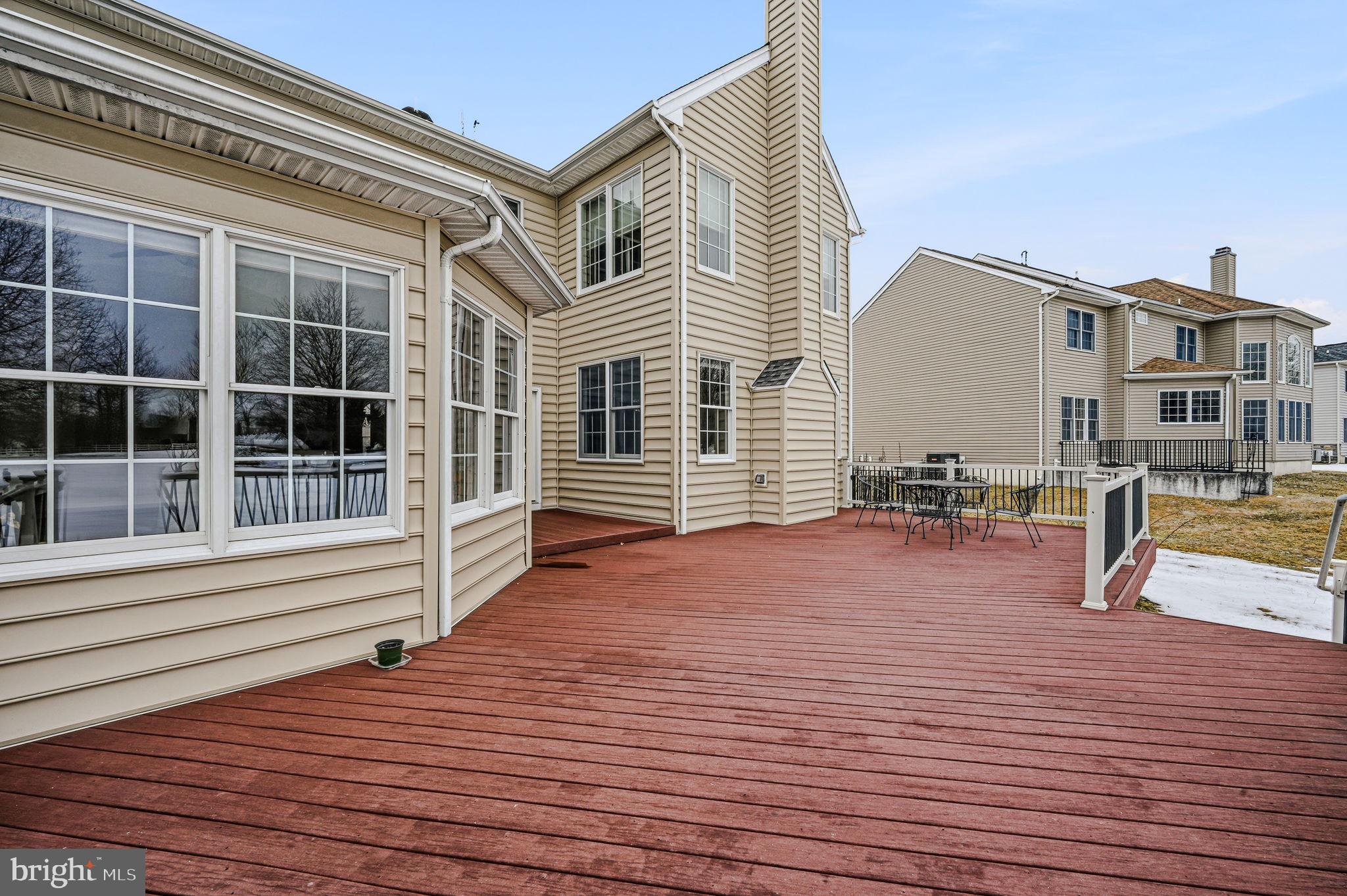 RED LION CHASE - Residential